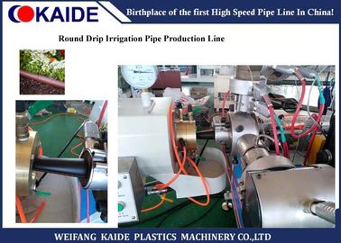 Linha de produção profissional da tubulação da irrigação de gotejamento com o Dripper do PC de 16mmx1.2mm